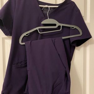 FIGS Dark Purple Casma three pocket scrub top, Cade cargo pant- medium